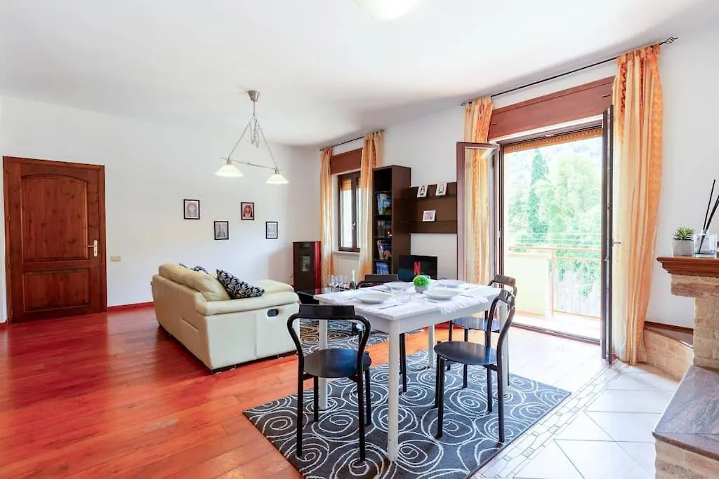 Apartmán Appartamento Confortevole, Wi-Fi & Colazione Free Lanusei